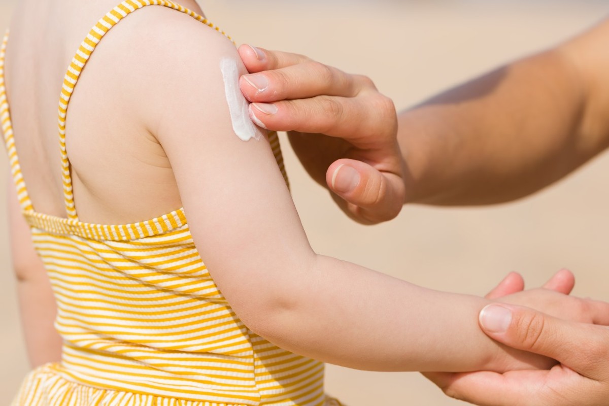 Keeping Your Baby Cool In Summer: Using Baby Wipes To Your Advantage