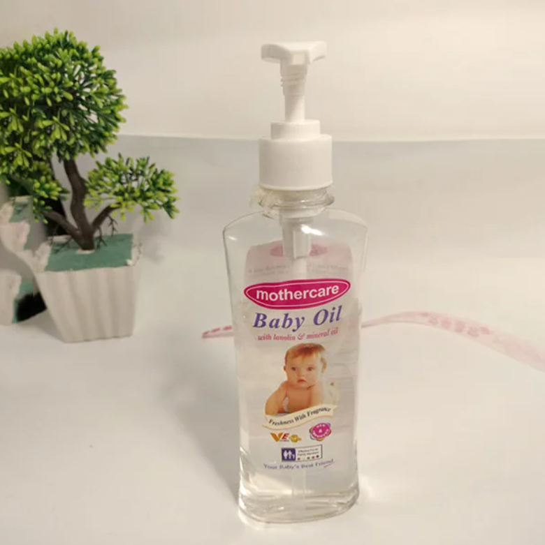 How to Choose the Best Baby Oil for Your Baby's Skin Type